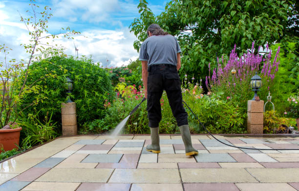 Professional Pressure washing in Redwood, OR